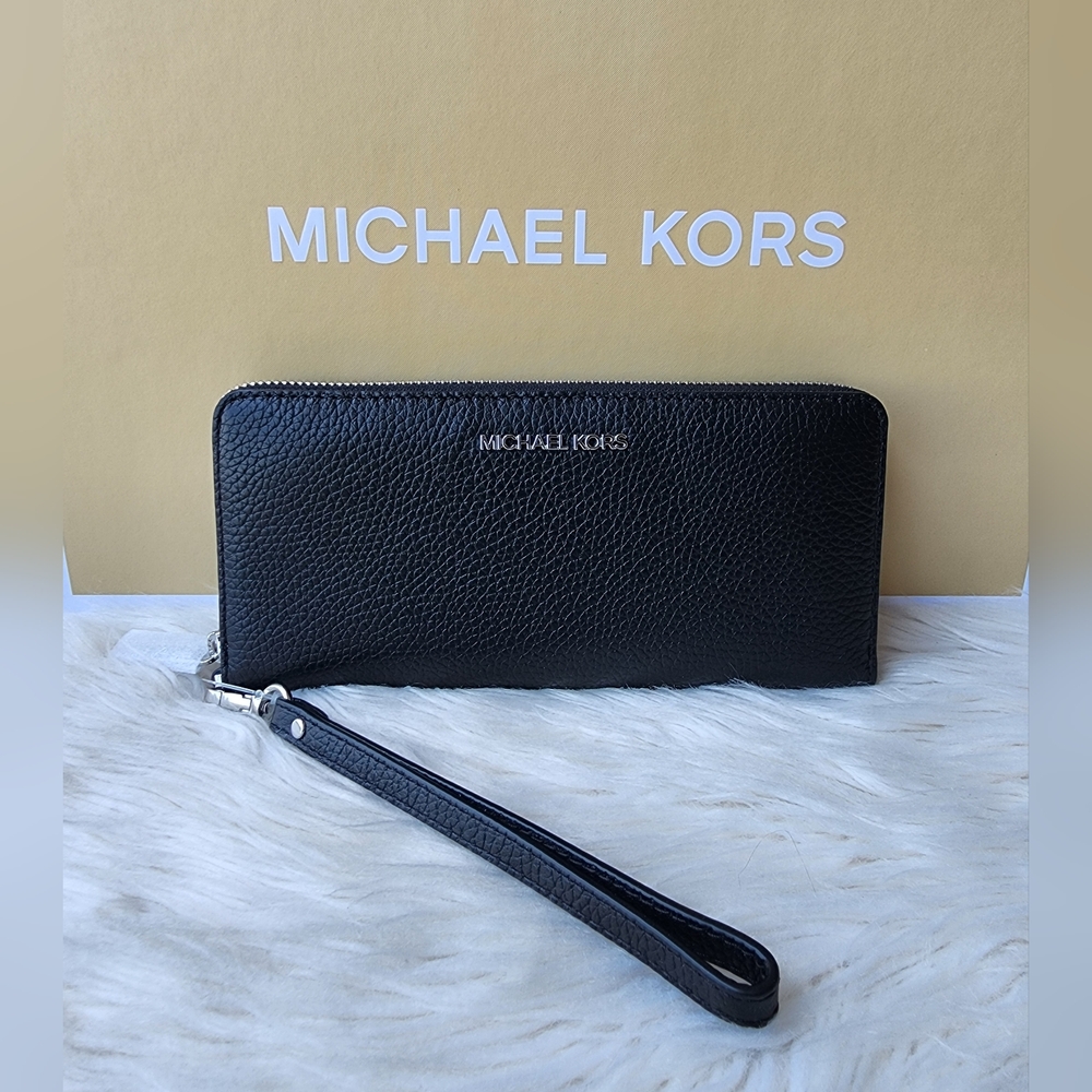 Michael Kors Black Wallet Original Brand New With Tag